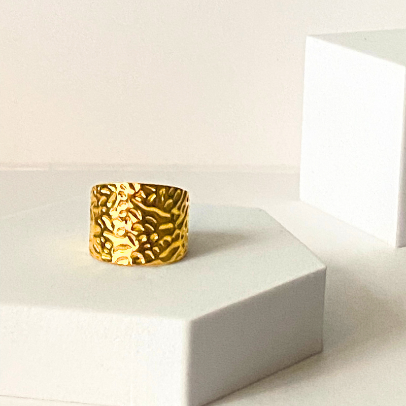 Bold Grace Ring