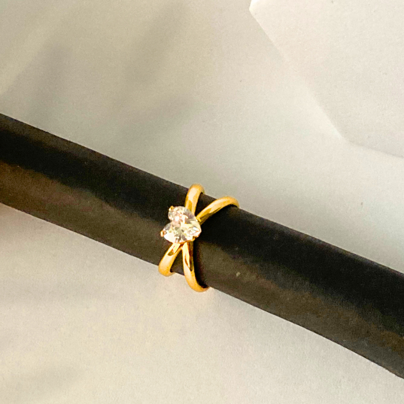 Criss cross & Heart Ring