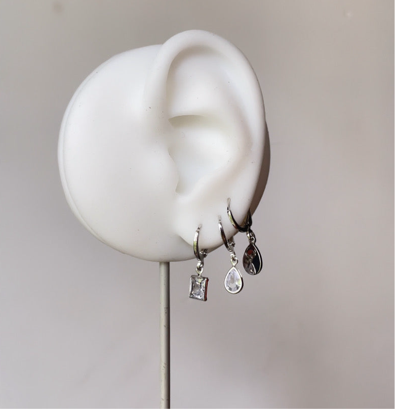 Glow Getter Silver (In pair)