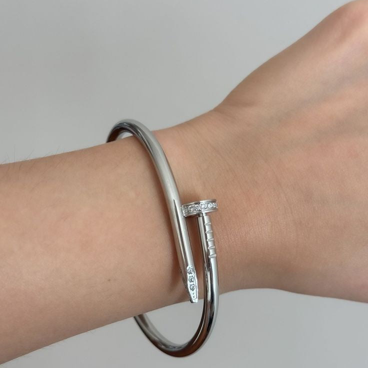 Baby Silver Carto Nail Bracelet
