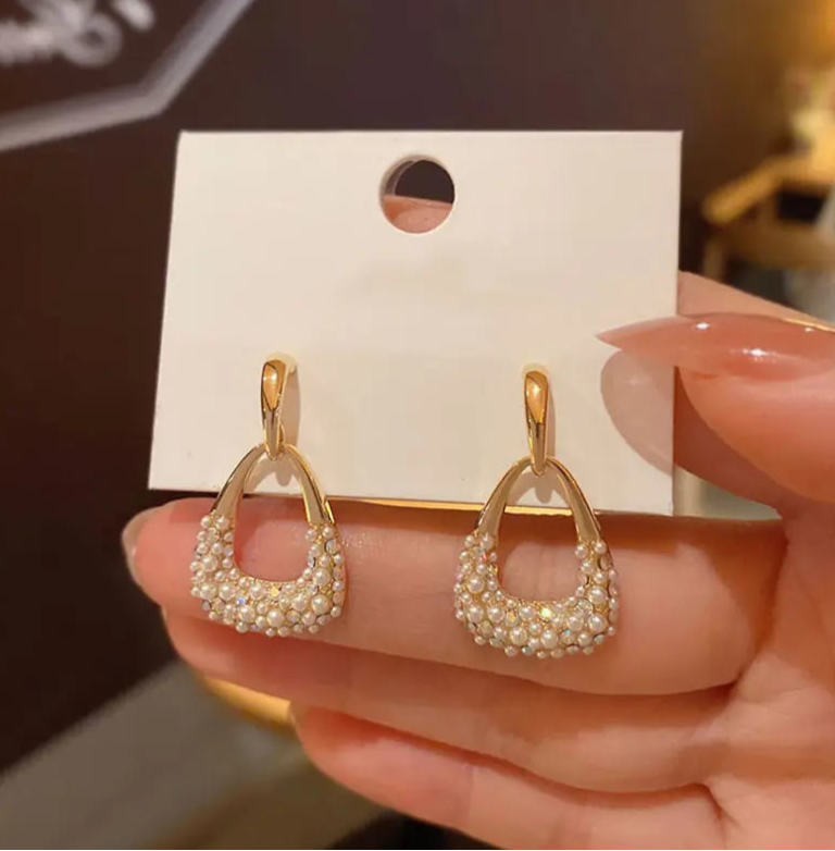 Stylish Pearls Filling Earrings