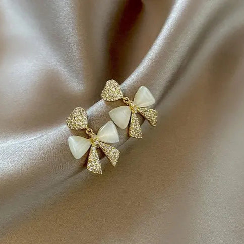 Coquette with heart Earring