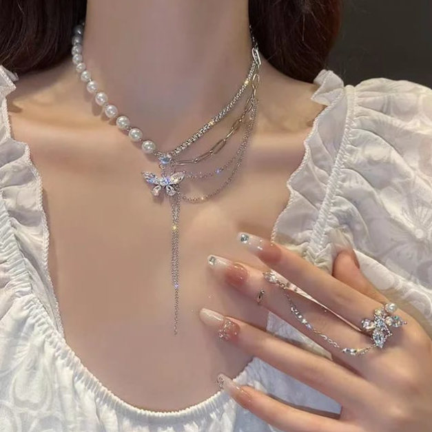 Crystal Butterfly Pearl Necklace