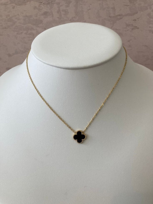 Clover necklace