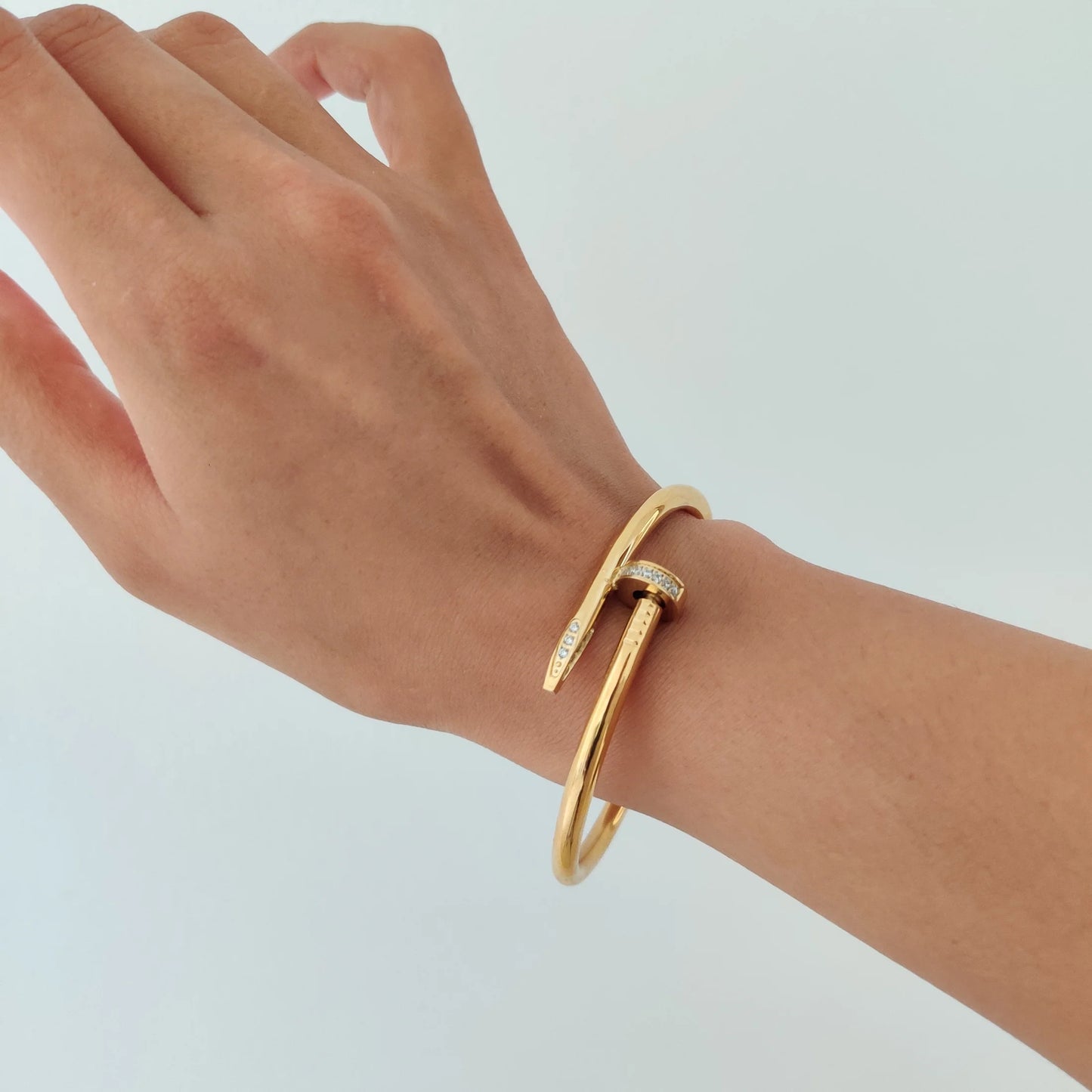 Baby Gold Carto Nail bracelet