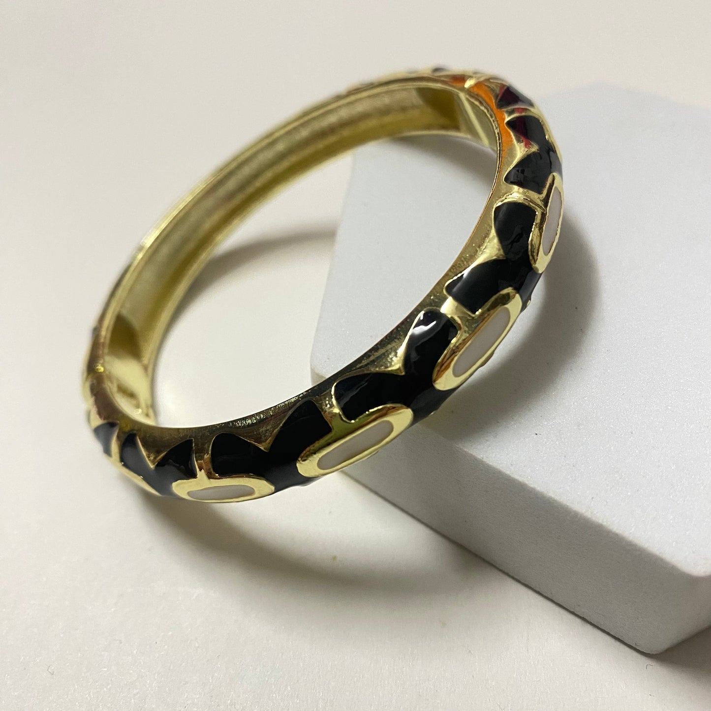 Indira Bangle