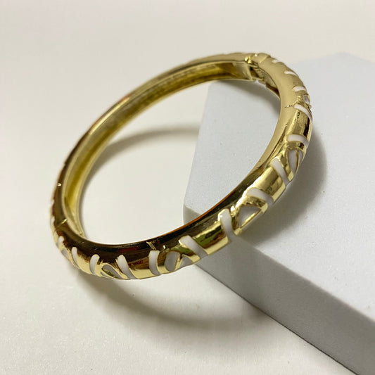 Pranaya Bangle