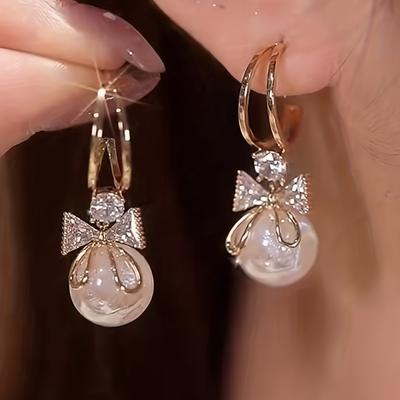 Coquette pearl earrings