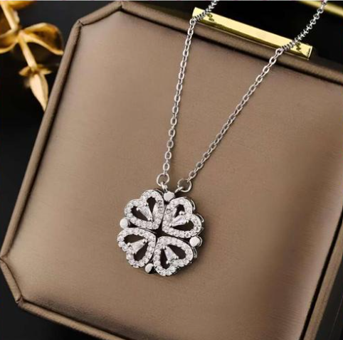 Four clove magnetic heart silver