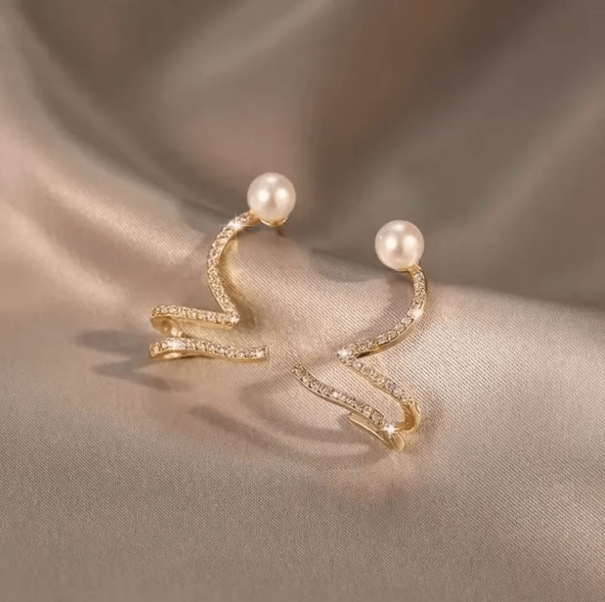 Twisted Korean Earjacket